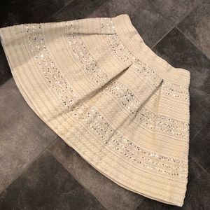 Pleated sequined knit skirt